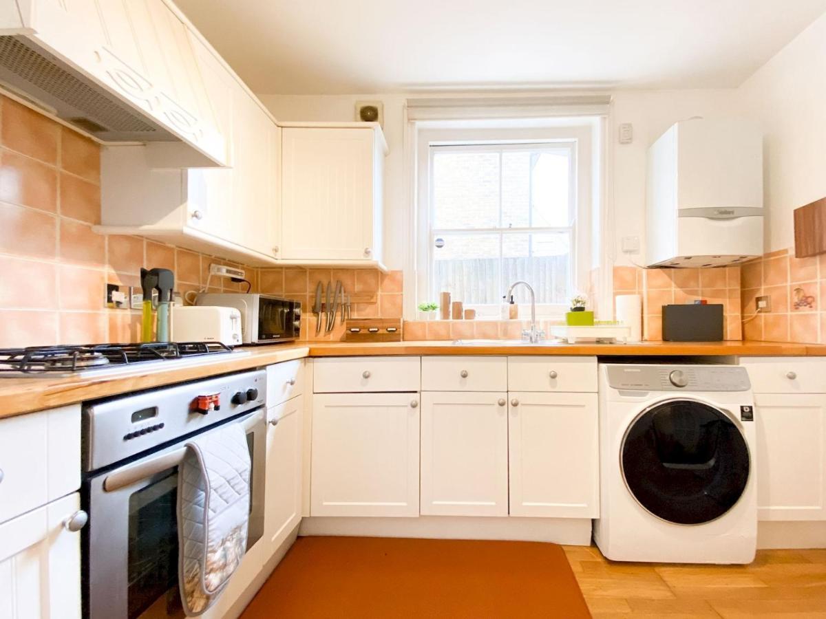 Pass The Keys Garden Apartment In Stockwell London Ngoại thất bức ảnh